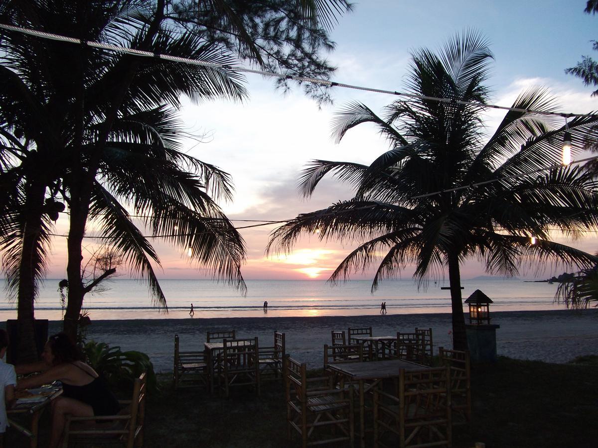Phayam Friends Hotel Koh Phayam Exterior photo